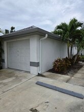 1940 Debbie St, Unit 1940 in Sarasota, FL - Building Photo - Building Photo