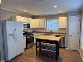 4348 Altura Mesa Ln NE in Albuquerque, NM - Building Photo - Building Photo