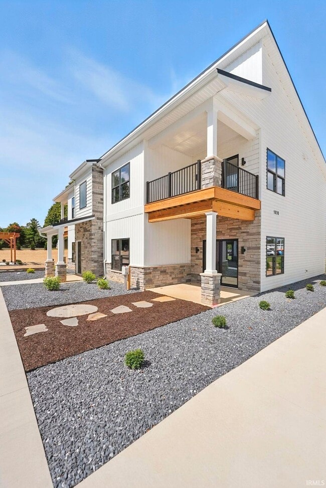 property at 1030 S Wayne St