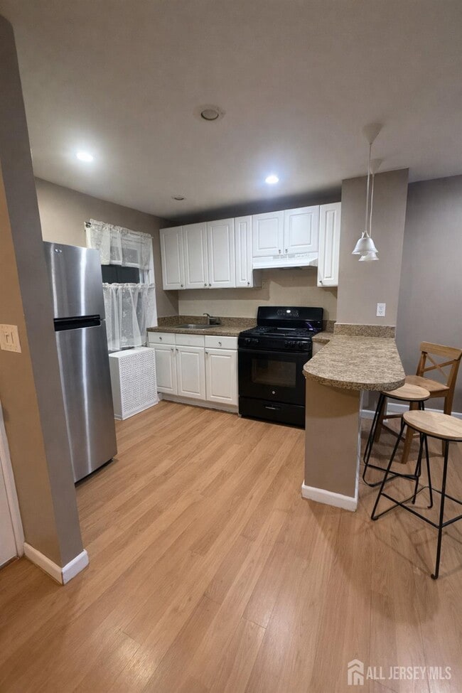 77 Center St in Perth Amboy, NJ - Building Photo - Building Photo