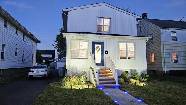 84 Center Ave in Little Falls, NJ - Building Photo - Building Photo