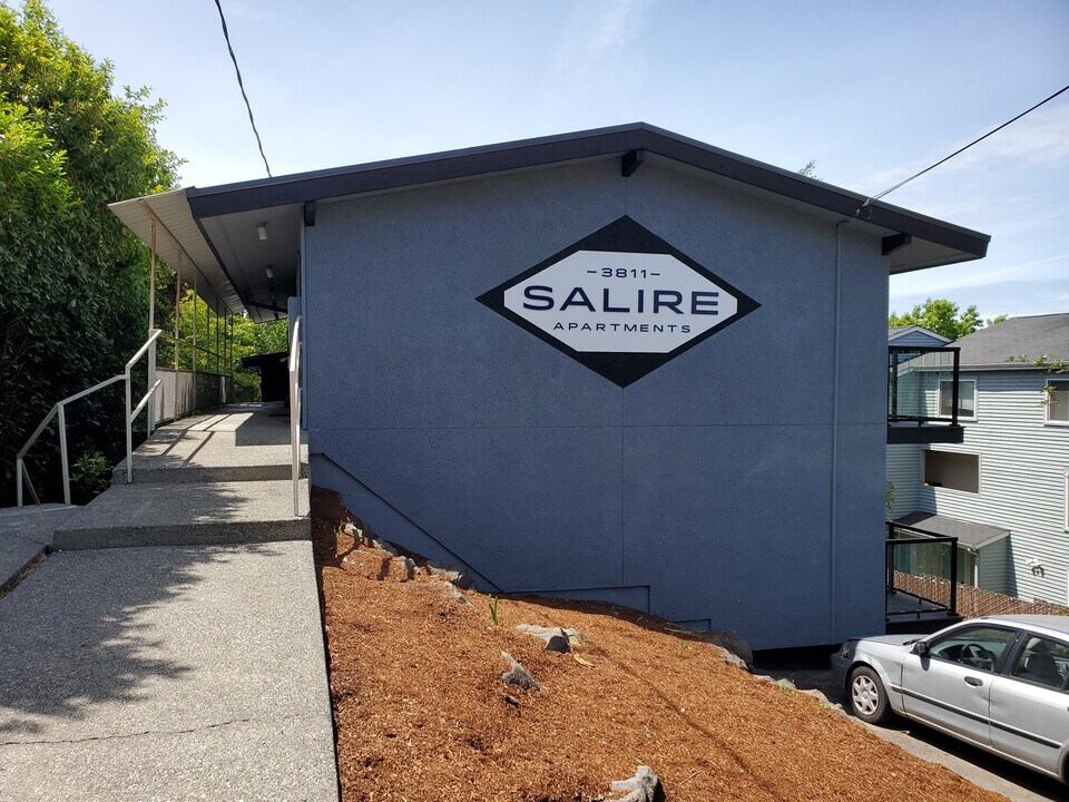 3811 13th Ave W in Seattle, WA - Building Photo