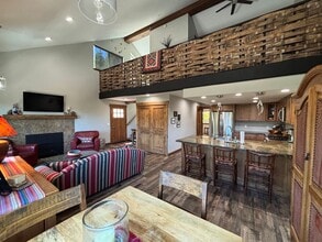 396 Tramway Dr in Stateline, NV - Building Photo - Building Photo