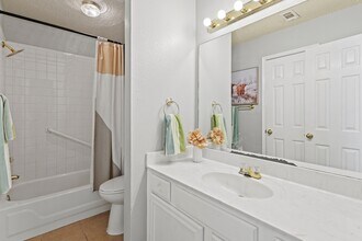 6711 Landover Hills Ln in Arlington, TX - Building Photo - Building Photo