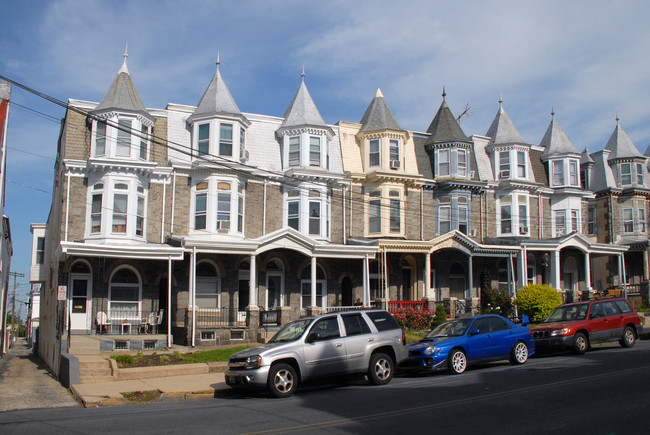 920 N Front St in Reading, PA - Building Photo - Building Photo