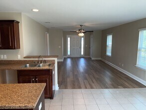 202 Scarlett Ln in Richmond Hill, GA - Building Photo - Building Photo