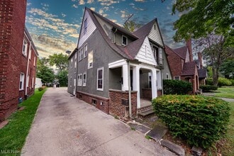 18405 Newell Rd in Shaker Heights, OH - Building Photo - Building Photo