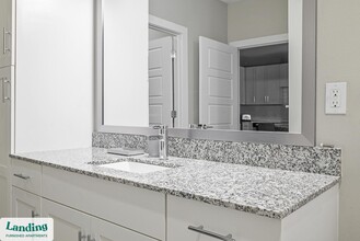 3060 Southcreek Blvd in Orlando, FL - Building Photo - Building Photo