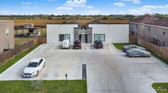 10 Jessie St in Weslaco, TX - Building Photo