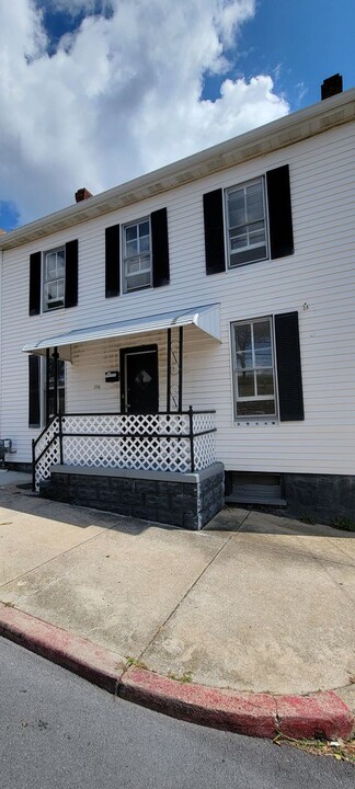 116 S Cannon Ave in Hagerstown, MD - Building Photo