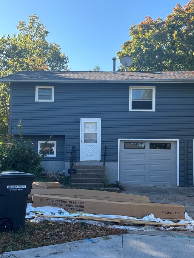 302 W State St in Mount Pleasant, IA - Building Photo - Building Photo