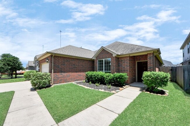 2407 Argos Dr in Missouri City, TX - Building Photo - Building Photo