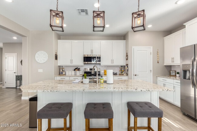 332 S 202nd Ln in Buckeye, AZ - Building Photo - Building Photo