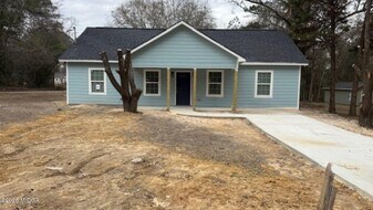 4700 Massey Rd in Macon, GA - Building Photo
