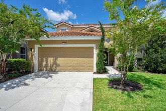 5259 Wildwood Wy in Davenport, FL - Building Photo - Building Photo