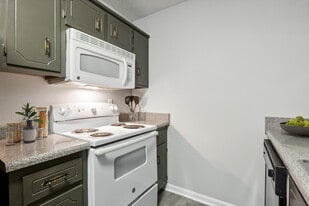 The Ridge Goodletsville in Goodlettsville, TN - Building Photo