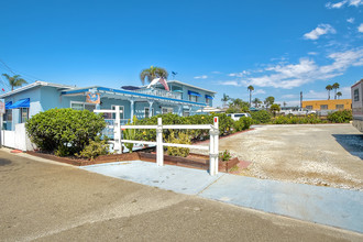 934 S Myers St in Oceanside, CA - Foto de edificio - Building Photo