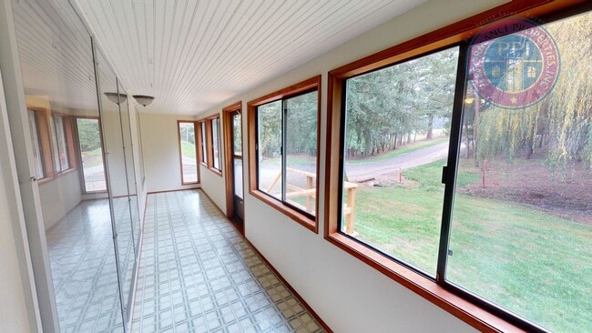 18628 S Henrici Rd in Oregon City, OR - Building Photo - Building Photo