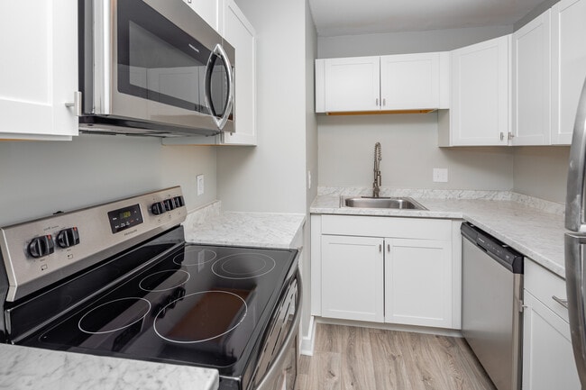 Cedar Creek Apartments in Hermitage, TN - Foto de edificio - Interior Photo