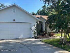 973 Somerset Ln in Melbourne, FL - Building Photo