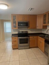 328 W Haya St in Tampa, FL - Building Photo - Building Photo
