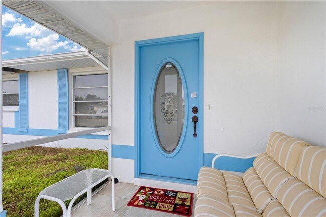 1565 Piedmont Rd in Venice, FL - Building Photo - Building Photo