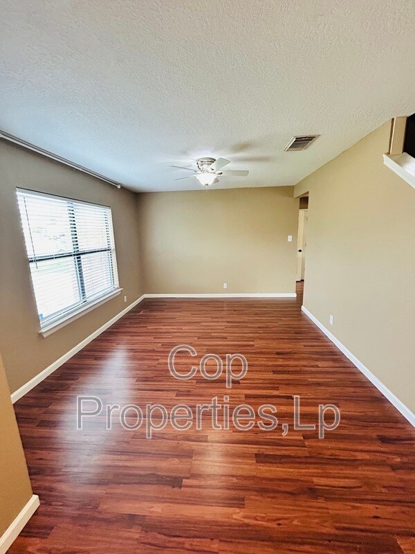1111 Stone Path in New Braunfels, TX - Building Photo - Building Photo