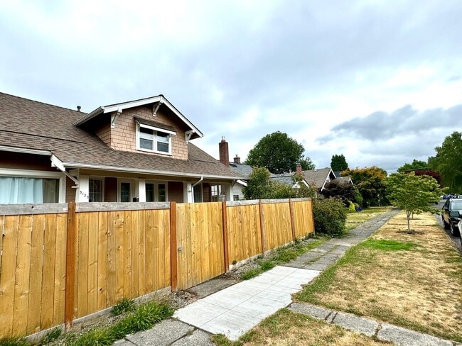 property at 3123 N 9th St