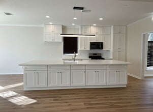 9014 Pheasant Trace Ct in Houston, TX - Foto de edificio - Building Photo