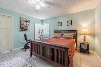 5427 Villa Deste Ct in Zephyrhills, FL - Building Photo - Building Photo