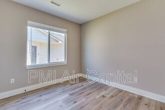 4315 N Sandplum St in Wichita, KS - Building Photo - Building Photo