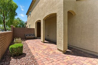 161 Volti Subito Way in Henderson, NV - Building Photo - Building Photo