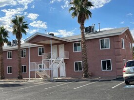591 Bartlett Dr in El Paso, TX - Building Photo