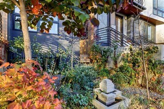 2483 W Caithness Pl in Denver, CO - Building Photo - Building Photo