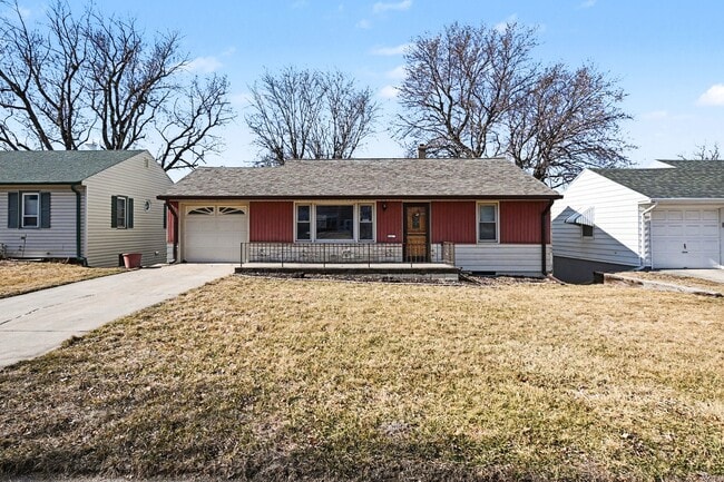 property at 2406 S 46th St