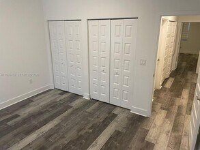 10445 NW 81st Terrace in Doral, FL - Building Photo - Building Photo