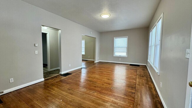 843 Prince St SE in Grand Rapids, MI - Foto de edificio - Building Photo