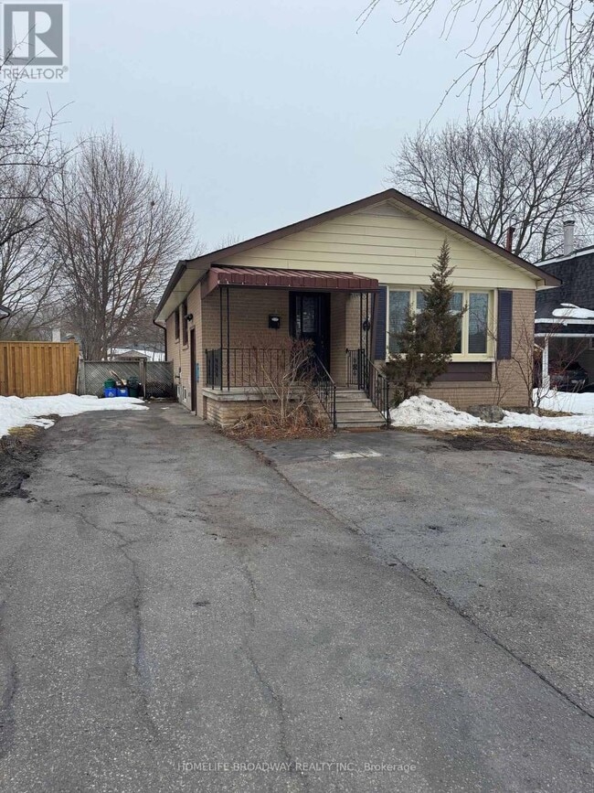 property at 381 Taylor Mills Dr N