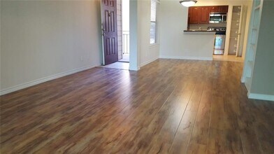 6000-5 Shepherd Mountain Cove in Austin, TX - Building Photo - Building Photo