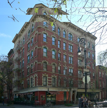 259 W 4th St in New York, NY - Building Photo - Building Photo