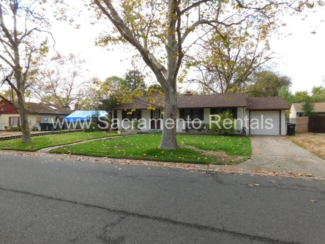 2317 St Francis Dr in Sacramento, CA - Building Photo - Building Photo