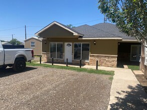 7312 22nd St in Lubbock, TX - Building Photo - Building Photo