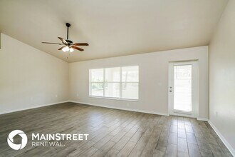 1336 Japan St in North Port, FL - Building Photo - Building Photo