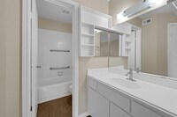 10101 S Gessner Rd photo'