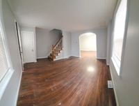 2016 Deering Ave photo'