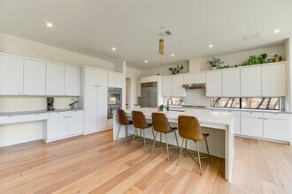 6007 Nasco Dr in Austin, TX - Building Photo - Building Photo