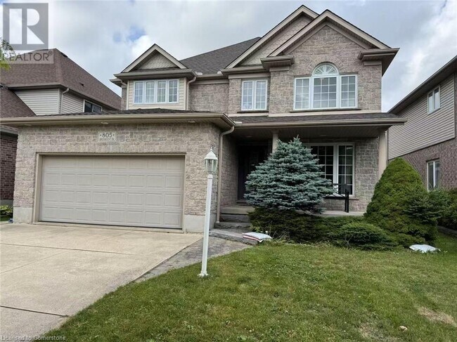 805 Birchmount Dr in Waterloo, ON - Building Photo - Building Photo