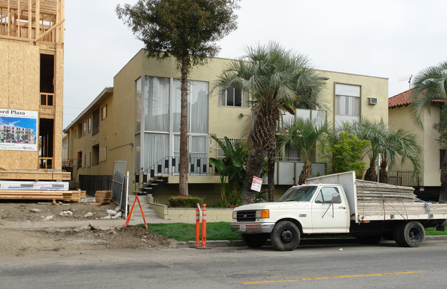 338 S Oxford Ave in Los Angeles, CA - Building Photo - Building Photo