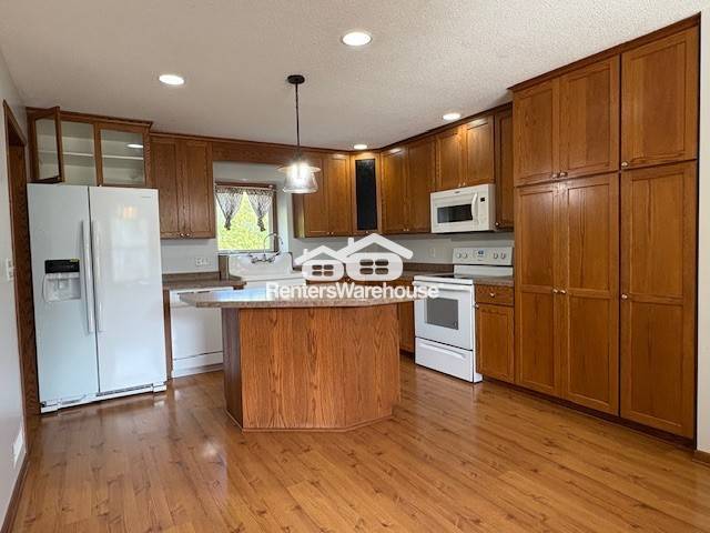 1506 71st Ave N in Minneapolis, MN - Foto de edificio - Building Photo