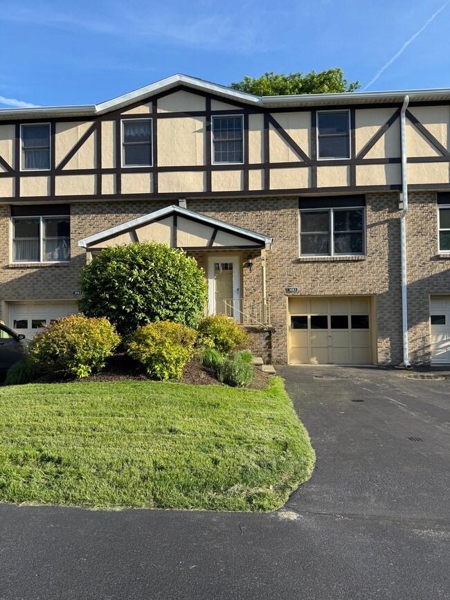 property at 1083 Cunningham Dr